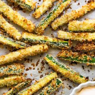 Baked Zucchini Fries & Aioli Dip (Not Soggy!)