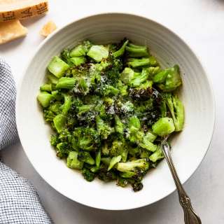 The Easiest Air Fryer Frozen Broccoli