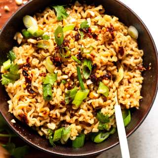 10-Minute Peanut Sauce Noodles