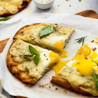 Rosemary Potato Breakfast Flatbread Pizza