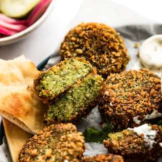 Homemade Crispy Falafel (with Canned Chickpeas)