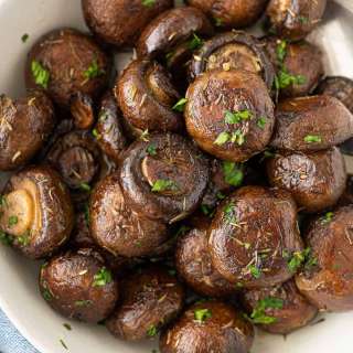 Buttery Garlic and Thyme Roasted Mushrooms