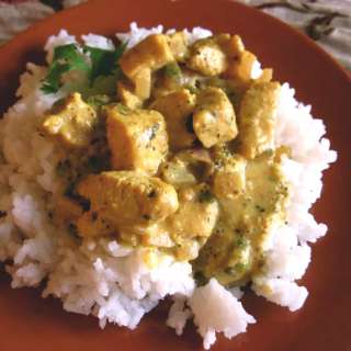 Basil Chicken in Coconut Curry Sauce