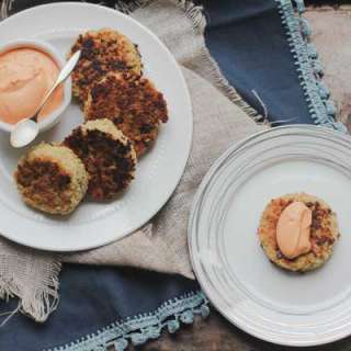 Crispy Quinoa Cakes with Roasted Red Pepper Cashew Cream