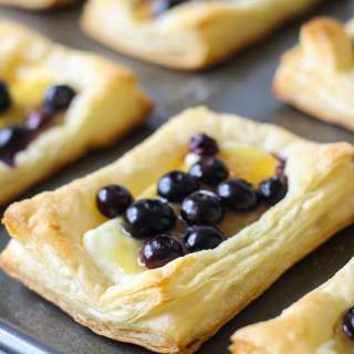 Blueberry Puff Pastry with Lemon Curd