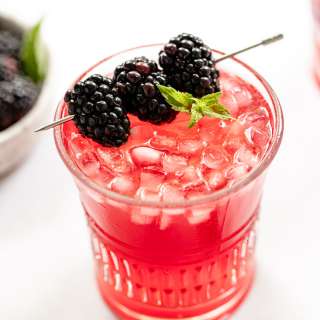 Easy Blackberry Bramble (No Muddling)