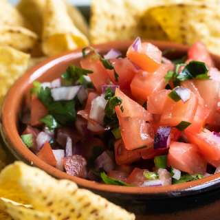 Chipotle Tomato Salsa (Copycat)