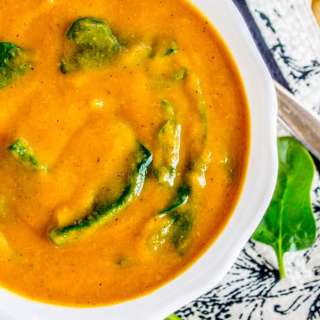 Creamy Vegan Cauliflower Soup