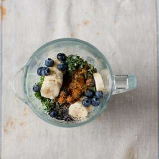Kale-Ginger Detox Smoothie