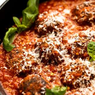 Vegetarian Meatballs made with Chickpeas and Mushrooms