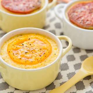 Smoked Cheddar Grits with Broiled Heirloom Tomatoes