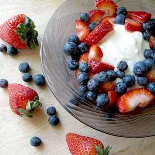 Greek Yogurt and Fresh Berries