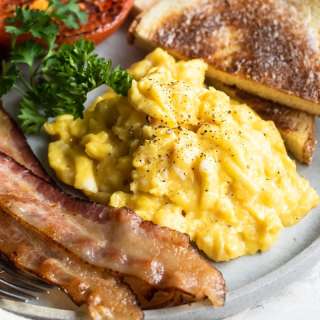 How to Scramble Eggs