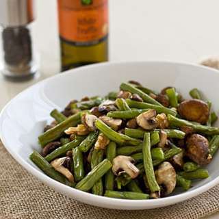 Roasted Green Beans and Mushrooms with Walnuts
