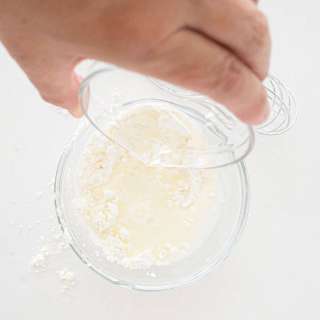 How to Make a Cornstarch Slurry