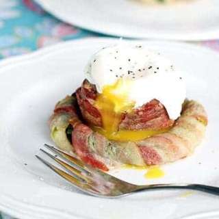 Steak n' Egg Bacon Asparagus Nests
