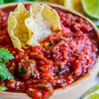 5 Minute Restaurant Style Salsa
