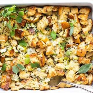 Classic Bread Stuffing