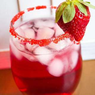 Valentine's Day Cocktail - The Scarlet Kiss