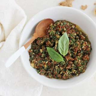 Vegan Sun-Dried Tomato Pesto