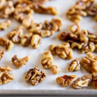 How to Toast Walnuts