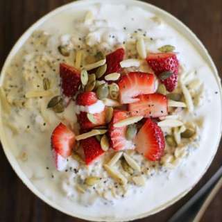 Strawberry Oatmeal Breakfast Bowls