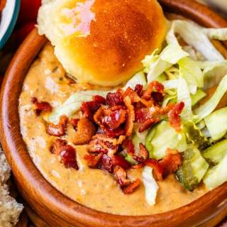 Cheeseburger Soup