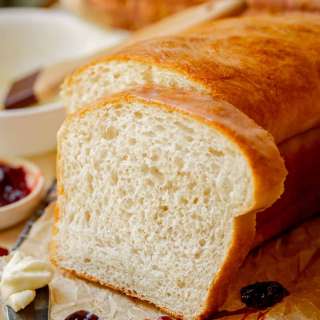 Easy Homemade White Bread Recipe
