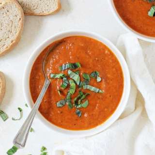 Roasted Garlic Tomato Soup