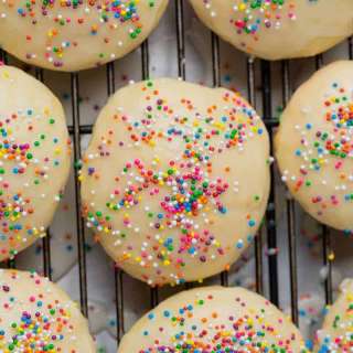 Italian Cookies (Italian Christmas Cookies)