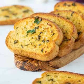 Homemade Texas Toast Garlic Bread