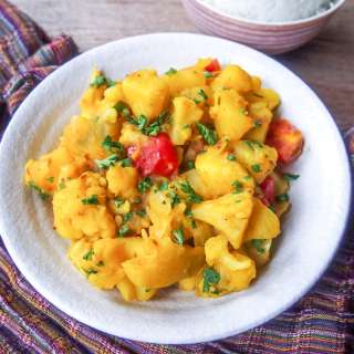 Aloo Gobi (Indian-Spiced Potatoes and Cauliflower)