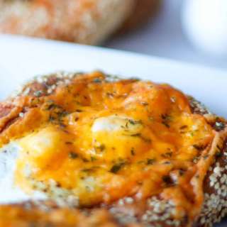 Egg in a Bagel Hole
