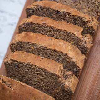 Easy Pecan Bread