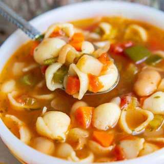 Classic Homemade Minestrone Soup Recipe
