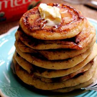 Vegan Cinnamon Swirl Pancakes