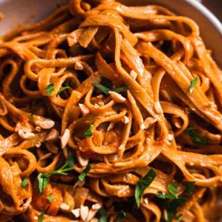 Easy Vegan Peanut Noodles