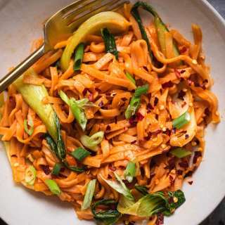 Chilli Garlic Noodles (Vegan)