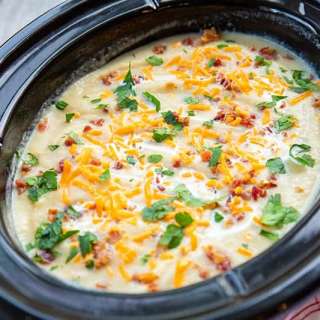 Creamy Cauliflower Leek Soup