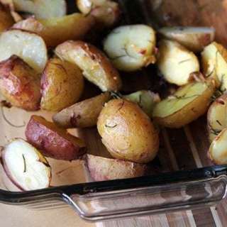 Simple Roasted Garlic Rosemary Potatoes
