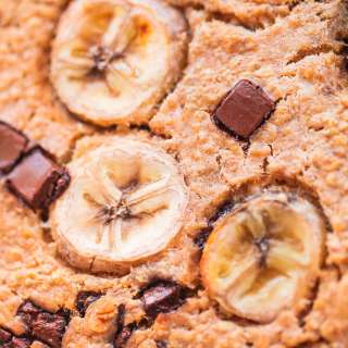 Banana Bread Baked Oatmeal (Vegan)