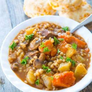 Beef & Barley Stew : Slow Cooker or Instant Pot