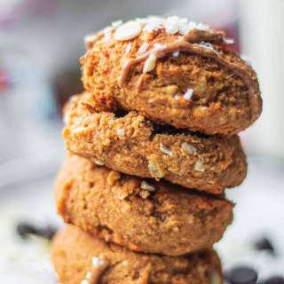 Vegan Almond Cookies (6 Ingredients!)