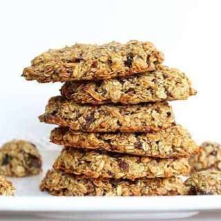 Healthy Banana Date Oatmeal Breakfast Cookies