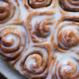 Vegan Cinnamon Rolls