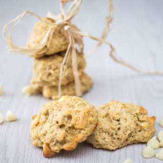 White Chocolate and Coconut Cookies