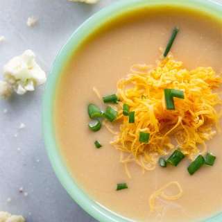 Cheesy Cream of Cauliflower Soup