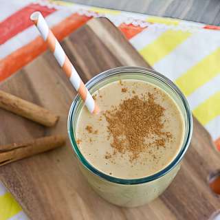 Vegan Pumpkin Spice Smoothie (Breakfast Shake!)
