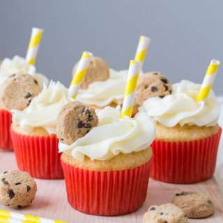 Milk and Cookies Cupcakes