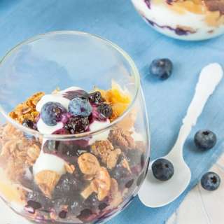 Blueberry and Lemon Yoghurt Parfaits